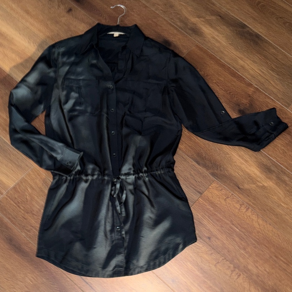 Black Banana Republic Silk Button-Up Shirt